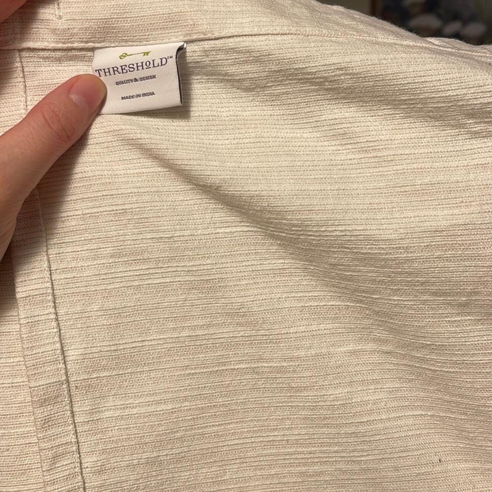 Target threshold shower curtain